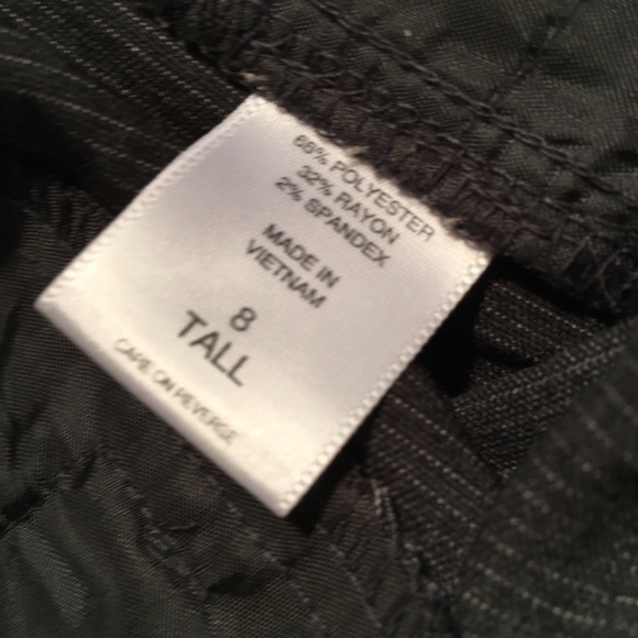 NEW YORK & COMPANY STRETCH 5th Ave. Pant, NWT, DARK GRAY PINSTRIPE, 8 TALL - Picture 8 of 9